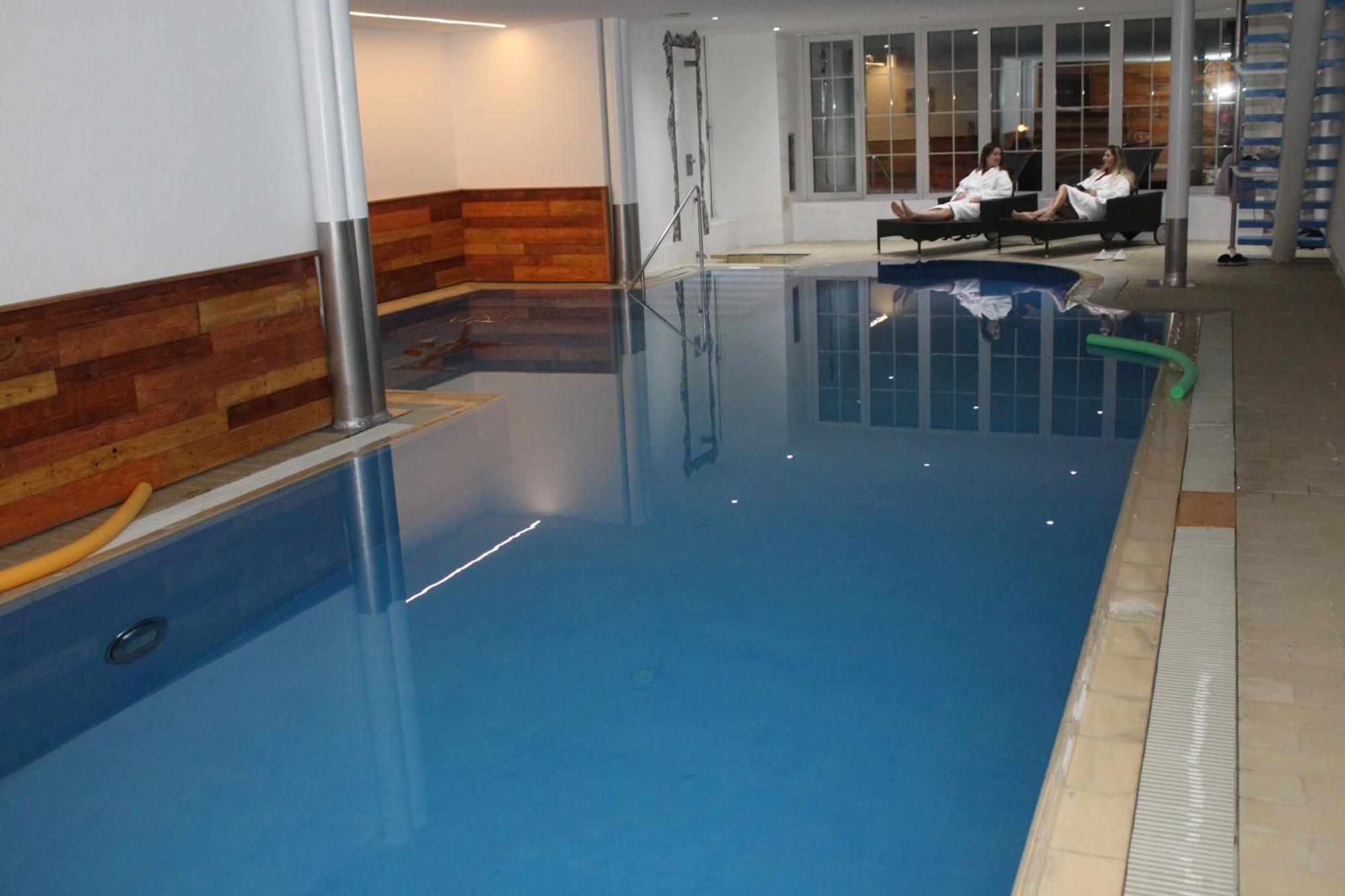 Grichting Hotel & Serviced Apartments Loèche-les-Bains Extérieur photo